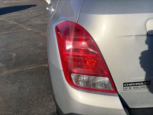 Used 2015 Chevrolet Trax LT w/ LT Sun and Sound Package image 25