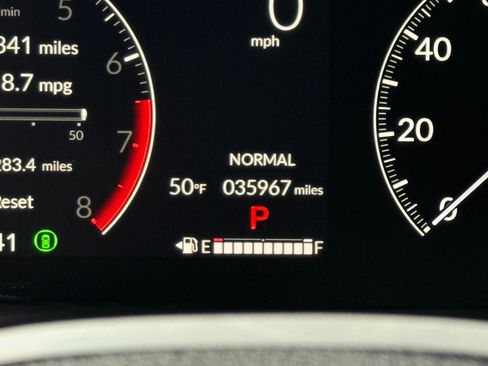 Certified 2024 Honda Pilot TrailSport image 19