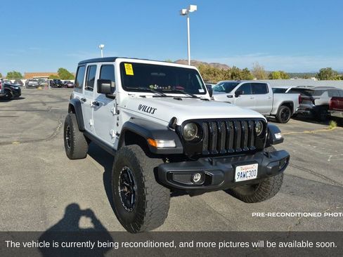 Used 2022 Jeep Wrangler Unlimited Sport AWD/4WD image 3