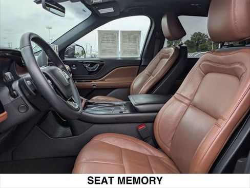 Certified 2023 Lincoln Aviator Reserve RWD image 20