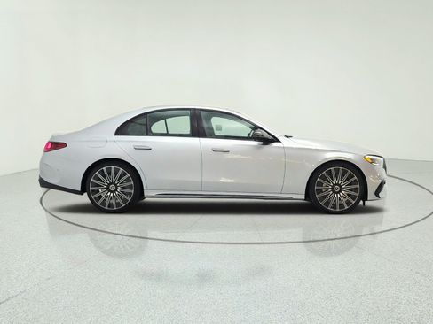 New 2027 Mercedes-Benz E 450 4MATIC Sedan image 4