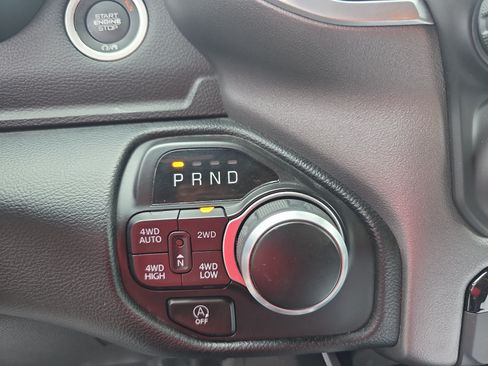 Used 2022 RAM 1500 Big Horn AWD/4WD image 24