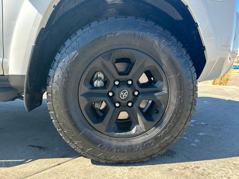 Used 2024 Toyota 4Runner SR5 Premium w/ Moonroof Package image 33