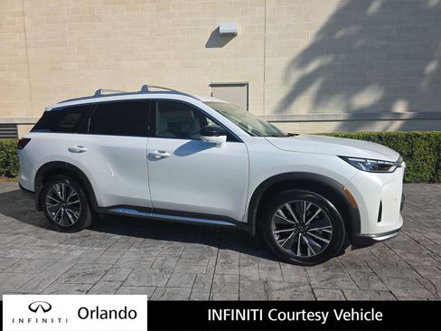 Certified 2026 INFINITI QX60 Luxe w/ Cargo Package FWD image 1