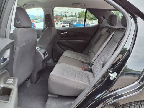 Used 2022 Chevrolet Equinox LT image 12