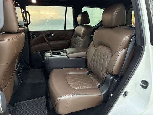 Used 2023 Nissan Armada Platinum w/ Captain's Chairs Package image 27