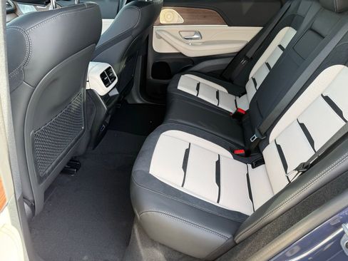 New 2026 Mercedes-Benz GLE 53 AMG 4MATIC Coupe image 25