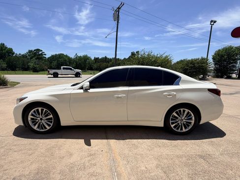 Used 2020 INFINITI Q50 Luxe RWD image 2