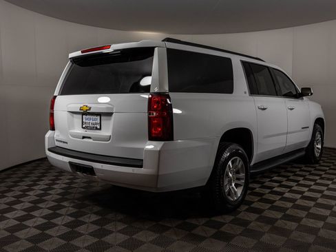 Used 2020 Chevrolet Suburban LT image 50