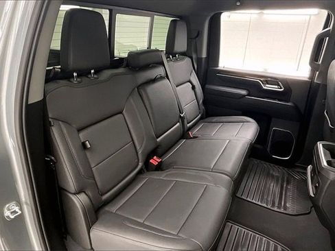 Certified 2025 Chevrolet Silverado 3500 LT image 18