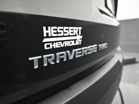 Used 2020 Chevrolet Traverse LT AWD/4WD image 35