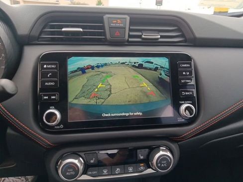 New 2025 Nissan Versa SR w/ Trunk Package image 17