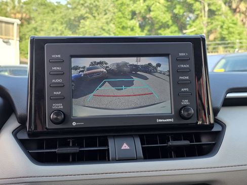 Used 2021 Toyota RAV4 XLE w/ Convenience Package FWD image 21