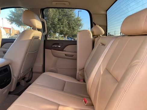 Used 2012 Chevrolet Silverado 2500 LTZ w/ LTZ Plus Package AWD/4WD image 10