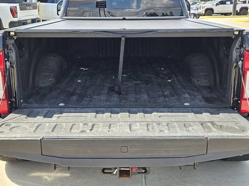 Used 2022 Ford F350 Platinum w/ FX4 Off-Road Package AWD/4WD image 18