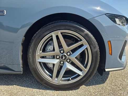 Used 2025 Ford Mustang GT Premium RWD image 25