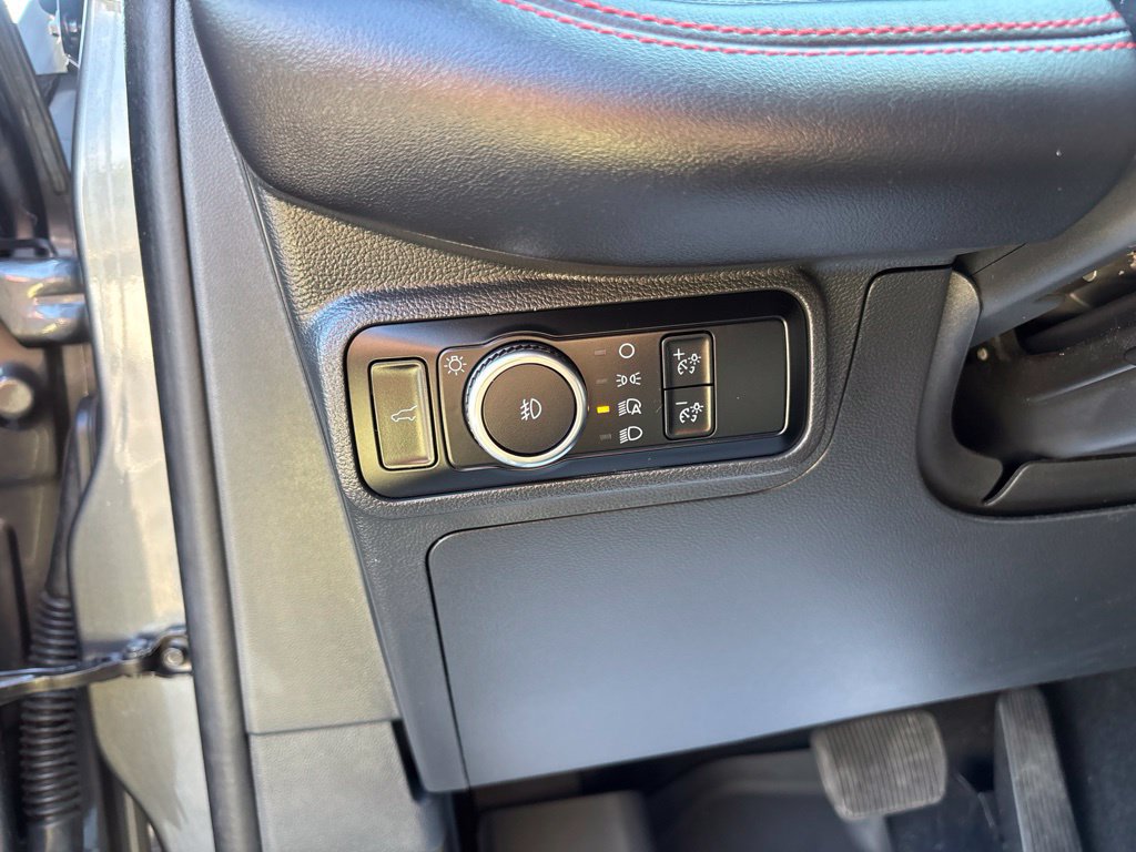 Used 2025 Ford Explorer ST-Line AWD/4WD image 22