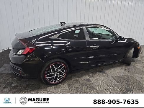 Used 2020 Honda Civic Touring image 3