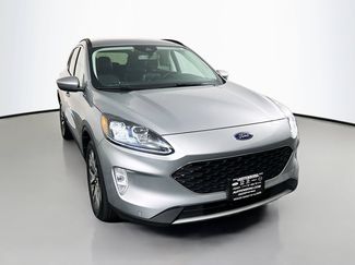 Used 2022 Ford Escape Titanium AWD/4WD video 1