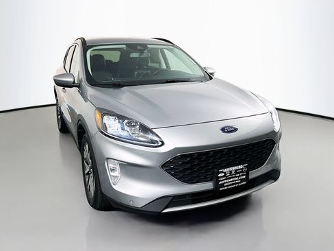 Used 2022 Ford Escape Titanium AWD/4WD image 1