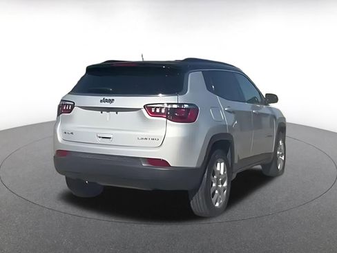 Used 2025 Jeep Compass Limited AWD/4WD image 14