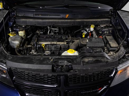 Used 2019 Dodge Journey Crossroad image 43