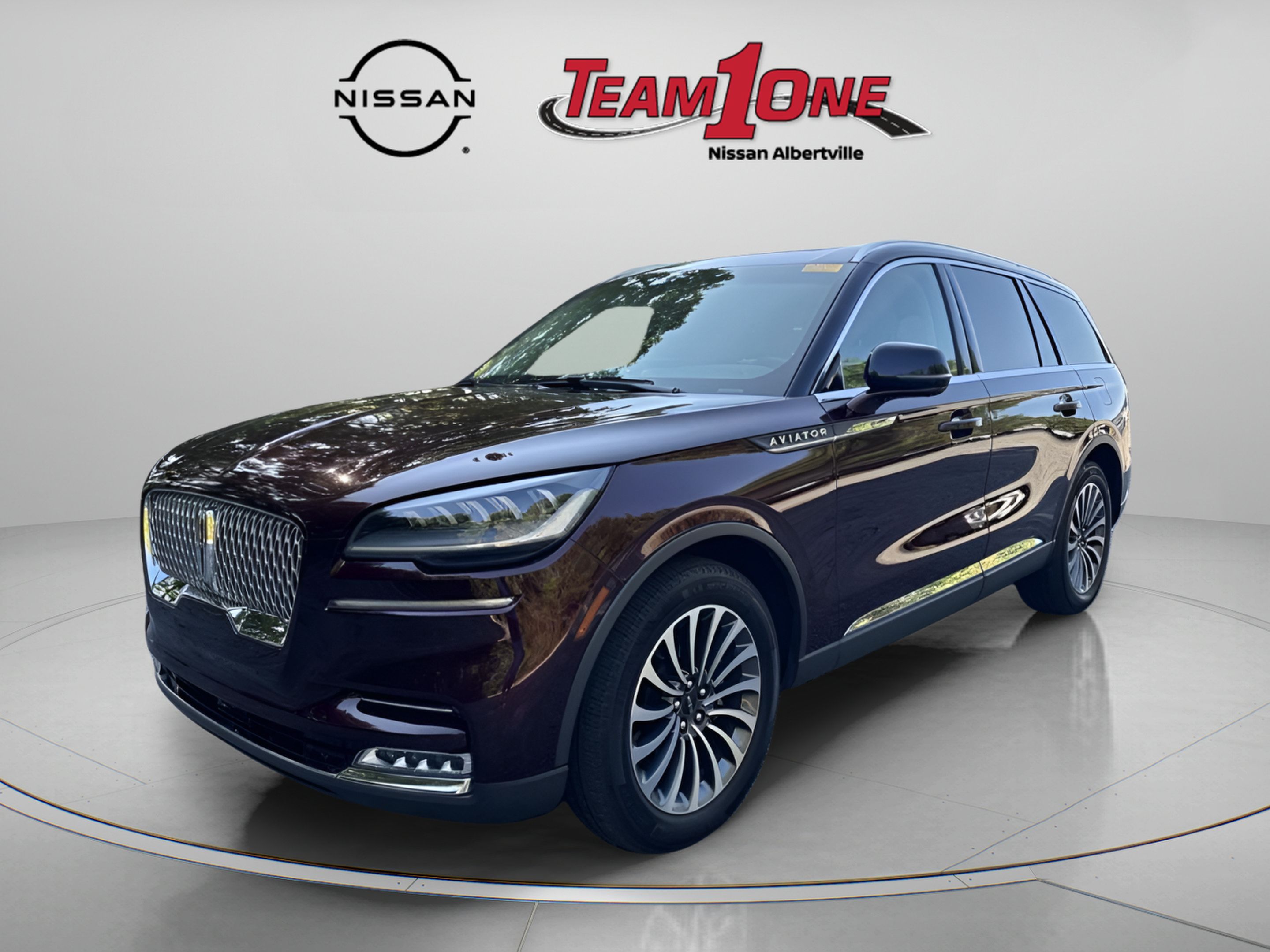 Used 2021 Lincoln Aviator Reserve w/ Elements Package Plus AWD/4WD image 4