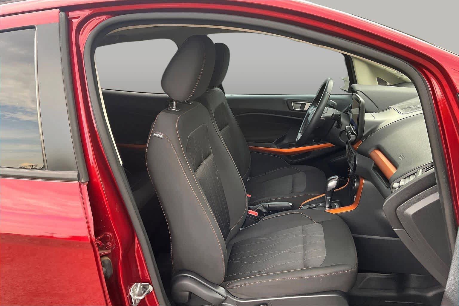 Used 2021 Ford EcoSport SE w/ SE Convenience Package FWD image 9