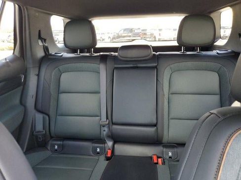 New 2027 GMC Terrain AT4 AWD/4WD image 9