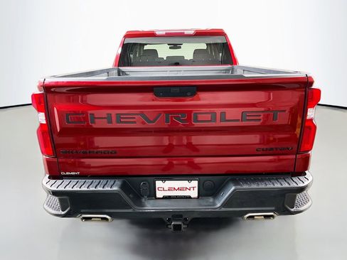 Used 2022 Chevrolet Silverado 1500 Custom Trail Boss w/ LPO, Dark Essentials Package AWD/4WD image 8