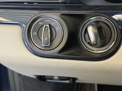 Used 2019 Porsche 911 Turbo S AWD/4WD image 45