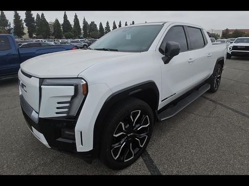 Used 2025 GMC Sierra EV Denali AWD/4WD image 1