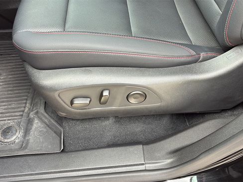 Used 2024 Chevrolet Traverse Z71 w/ Enhanced Driving Package image 14