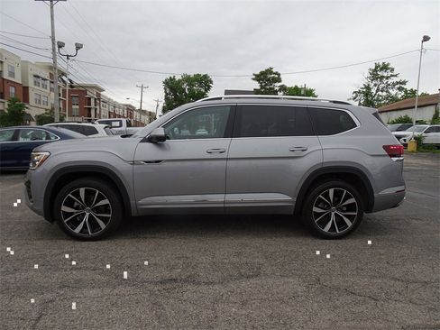 New 2025 Volkswagen Atlas SEL Premium R-Line image 2