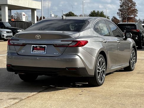 New 2026 Toyota Camry XLE AWD/4WD image 4
