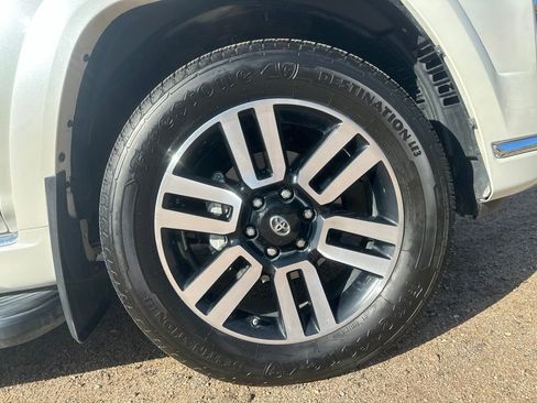Used 2021 Toyota 4Runner Limited AWD/4WD image 10