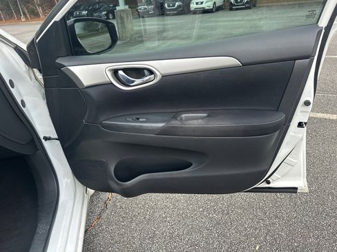 Used 2014 Nissan Sentra S image 14