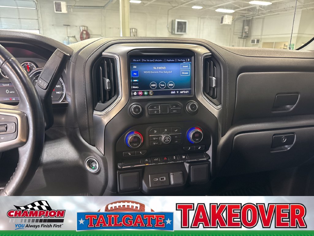 Used 2021 Chevrolet Silverado 1500 LT AWD/4WD image 22
