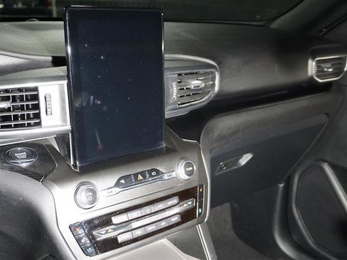 Used 2020 Ford Explorer ST w/ Premium Technology Package image 16