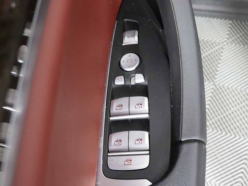 Used 2023 BMW X3 xDrive30i w/ Premium Package image 7