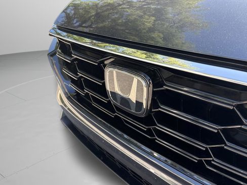 Used 2025 Honda CR-V EX image 30