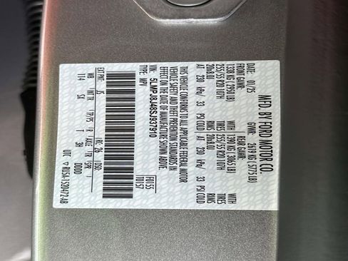 New 2025 Lincoln Nautilus Premier w/ Equipment Group 102A image 34