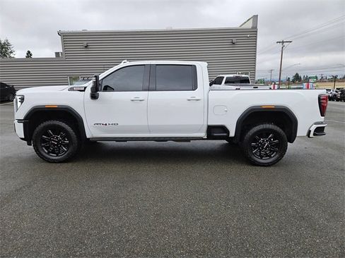 Used 2024 GMC Sierra 3500 AT4 w/ AT4 Preferred Package image 2