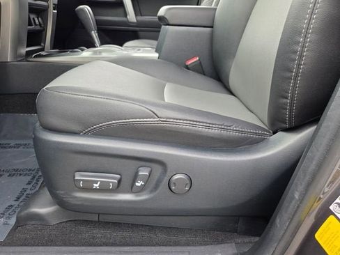 Used 2023 Toyota 4Runner SR5 Premium w/ Moonroof Package RWD image 10