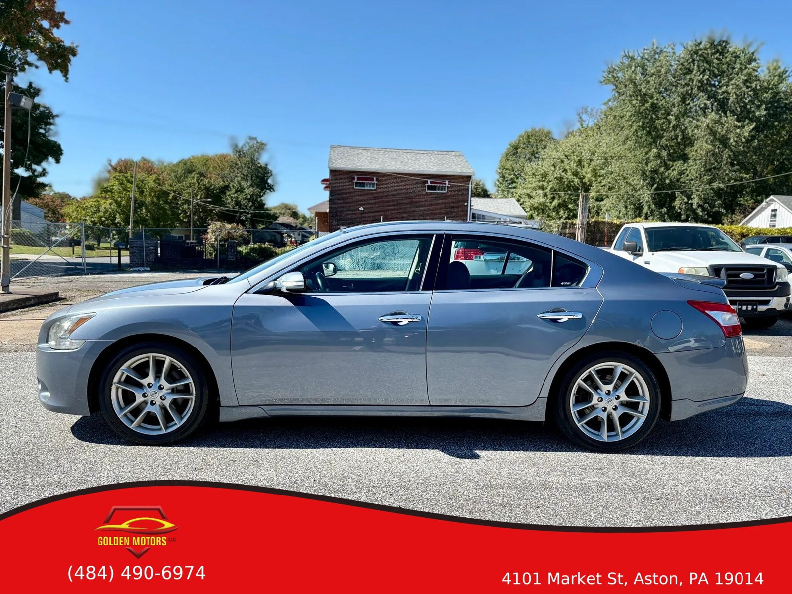 Used 2011 Nissan Maxima 3.5 SV w/ Premium Pkg FWD image 4