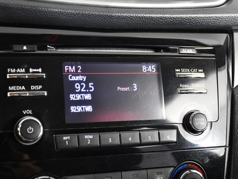 Used 2015 Nissan Rogue S AWD/4WD image 26