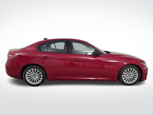 Used 2024 Alfa Romeo Giulia Sprint RWD image 8