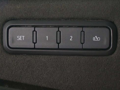 Used 2020 Cadillac Escalade Platinum AWD/4WD image 41
