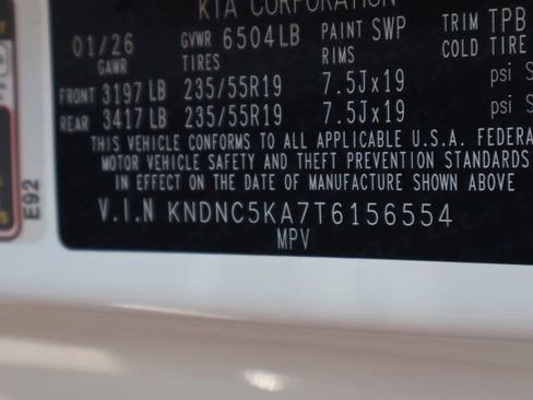 New 2026 Kia Carnival EX FWD image 38