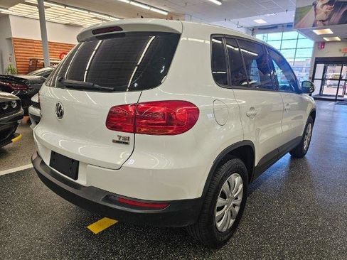 Used 2018 Volkswagen Tiguan Limited AWD/4WD image 4